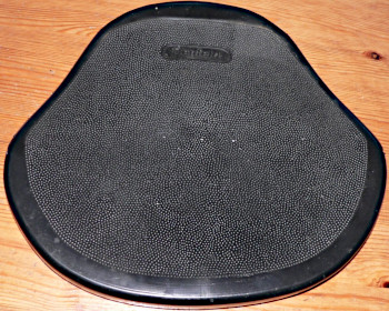 Denfeld black rubber saddle cover 